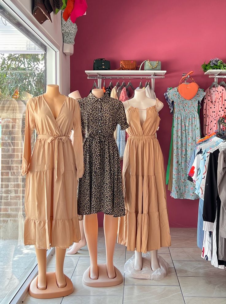 Top 10 Mistakes to Avoid When Starting a Clothing Business