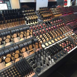 Top 15 Wholesale Beauty and Cosmetics Suppliers That Ship Worldwide