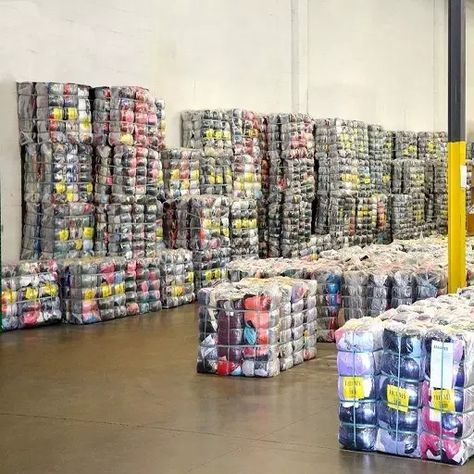 🏷️ Liquidation Pallets vs Wholesale: Which Is Better for Small Sellers? (2025 Guide)